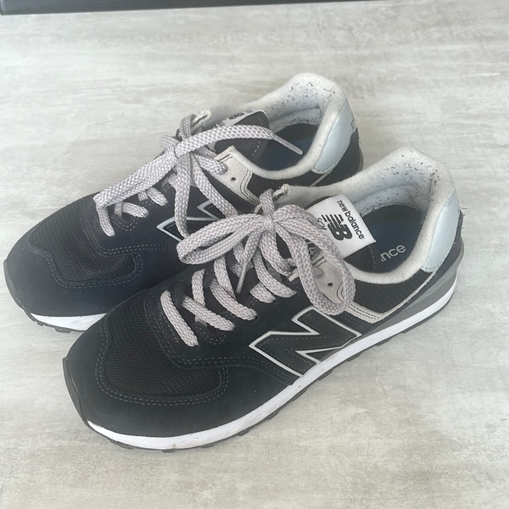 New Balance 574 size 7.5